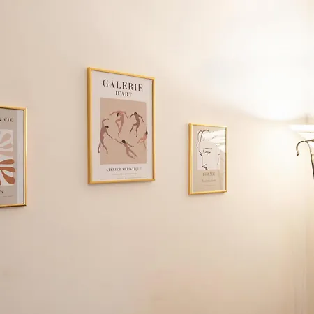 Moderno Tuscolana 2 Bdr And Living Metro A Apartamento *